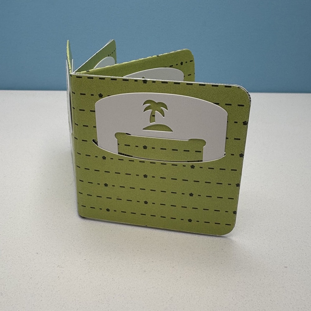 Mini Clip Series 1 Folio - Group 1 "Island" 8-clip pack, view 3